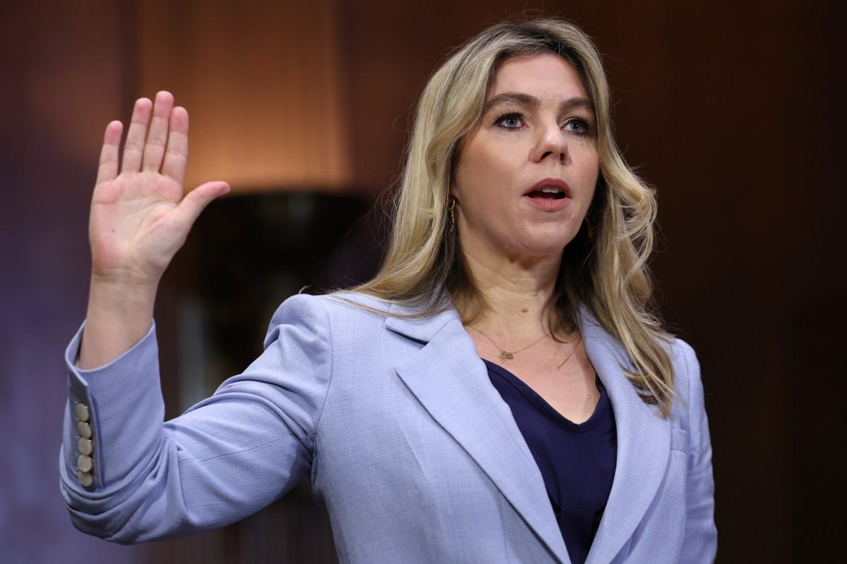 Inviring violations Sarah Wayne Williams accuses dead of collusion with China